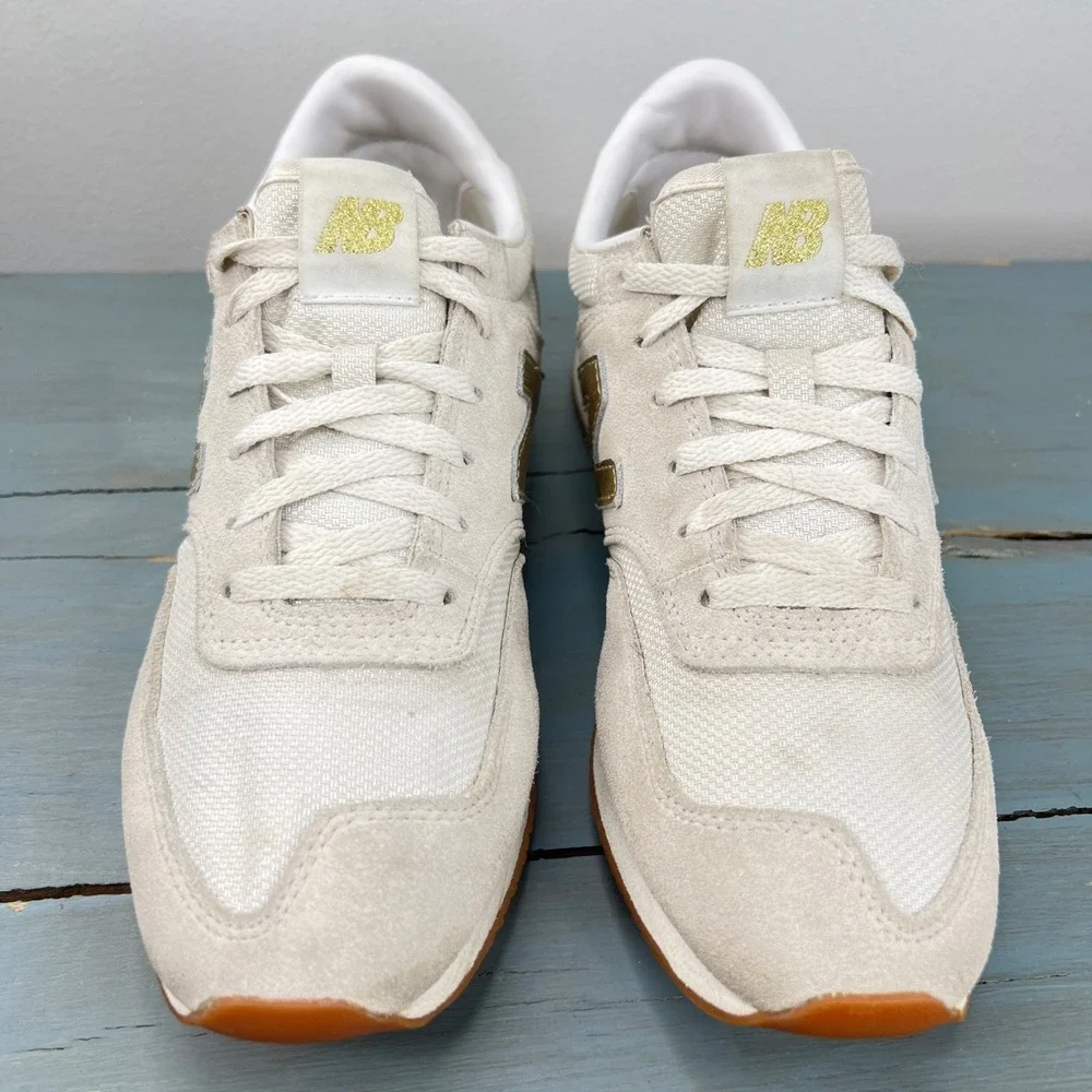 New Balance 620 Women 9.5 Sneakers Cream Gold Metallic CW620JD2 Low Top Shoes